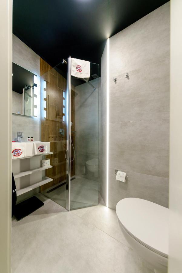 Kamienica No 111A Warsaw Airport Aparthotel Exterior photo