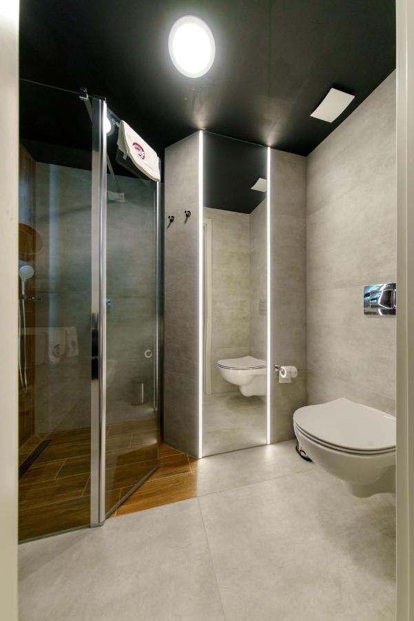 Kamienica No 111A Warsaw Airport Aparthotel Exterior photo