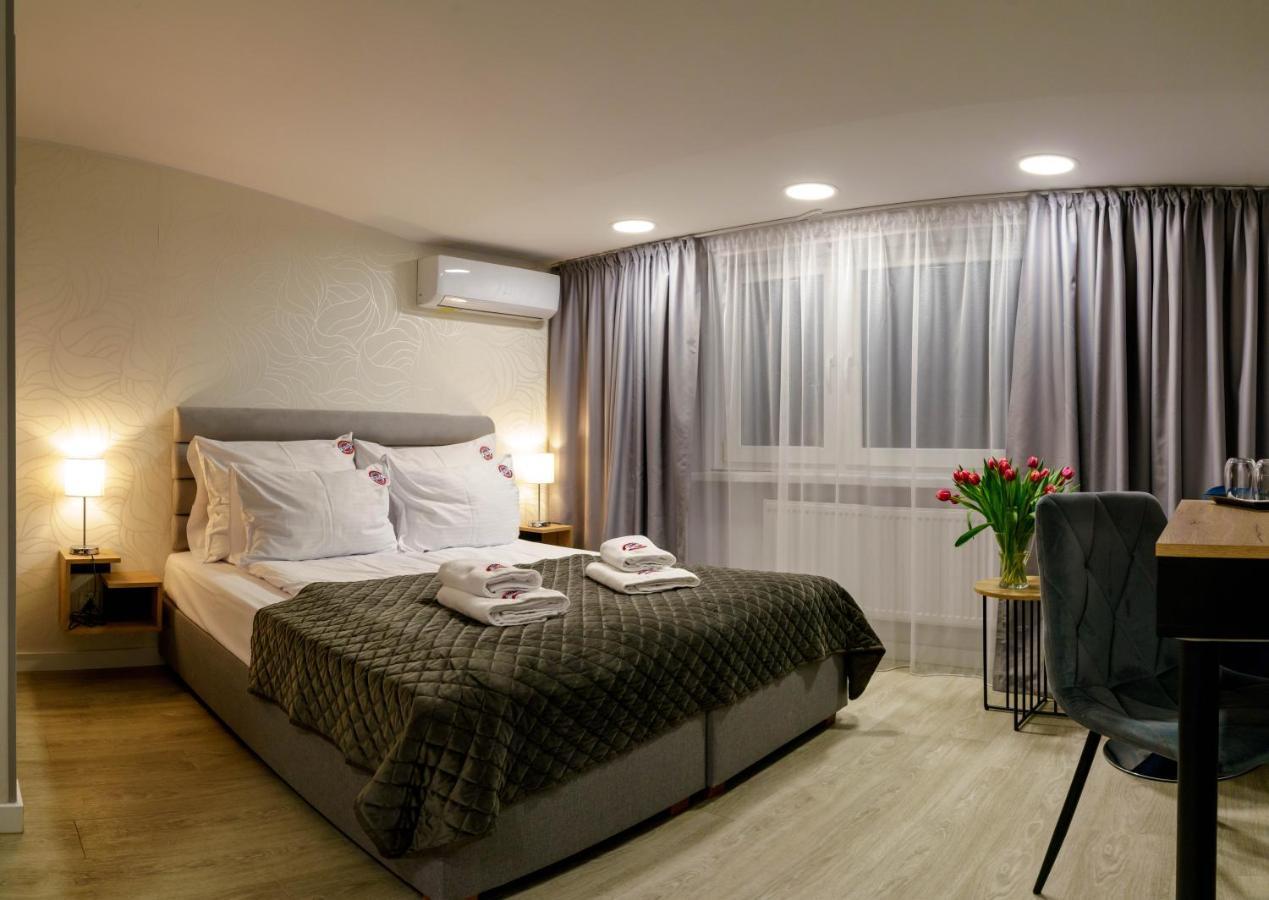 Kamienica No 111A Warsaw Airport Aparthotel Exterior photo